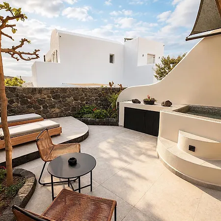 Villa Samaros *