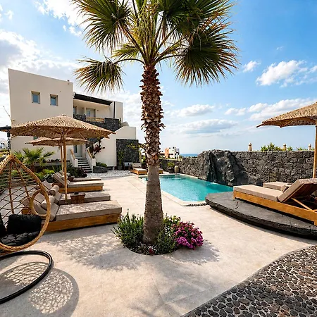 Samaros Villa