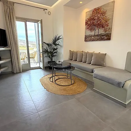 Villa Samaros *